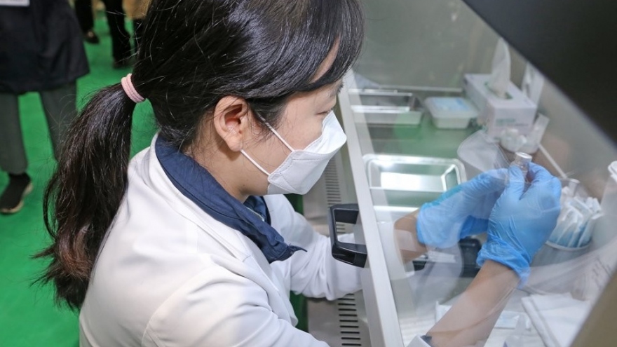 Hàn Quốc có thêm 400 ca mắc Covid-19 mới, nguy cơ tái bùng phát dịch